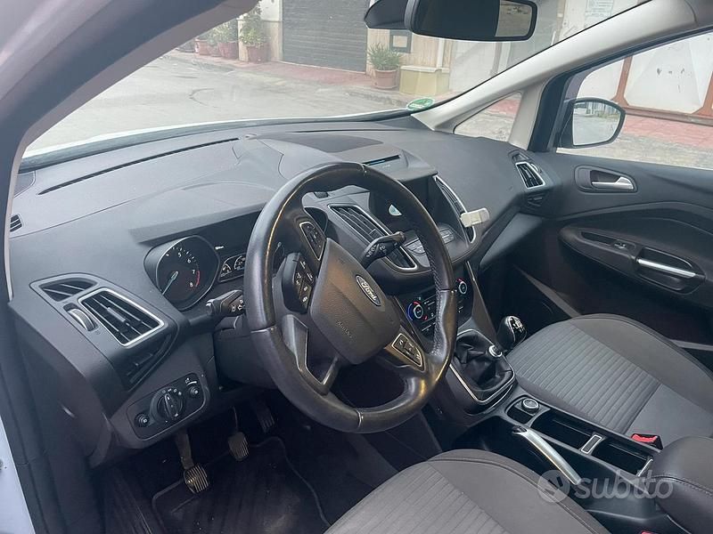 Usata Ford C-MAX 125 CV (91 kW) 2019 Bianco Monovolume
