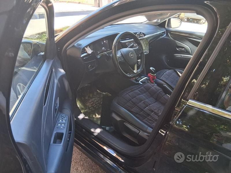 Usata Opel Corsa 102 CV (75 kW) 2021 Nero Berlina