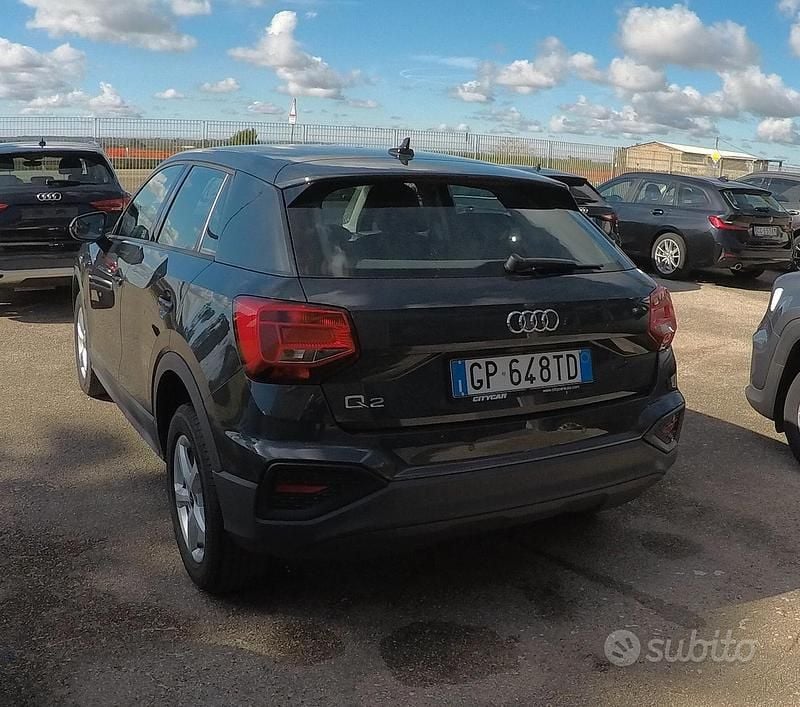 Usata Audi Q2 Business 115 CV (84 kW) 2023 Grigio SUV