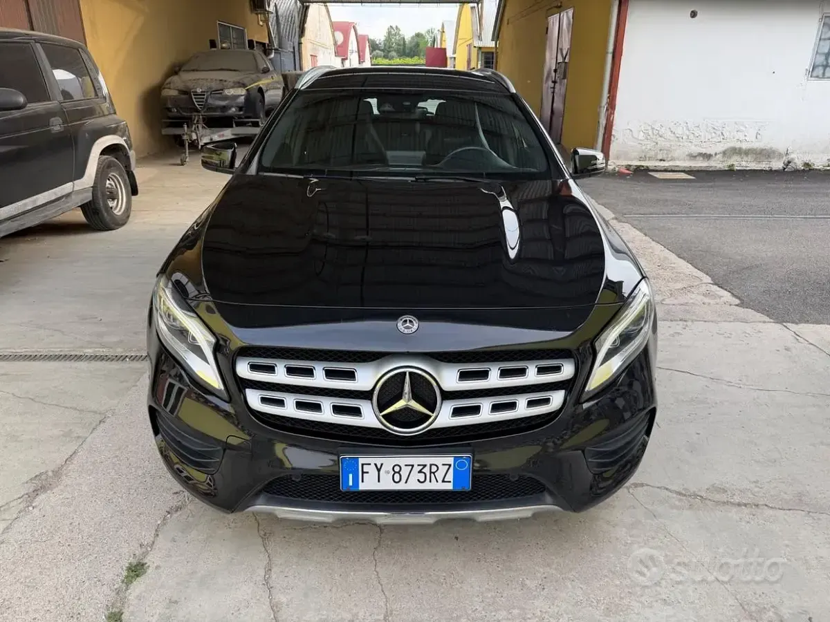 Occasion Mercedes GLA200 Premium 136 ch (100 kW) 2019 Noir SUV