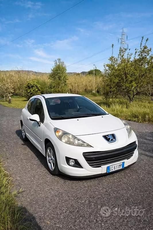 Usata Peugeot 207 2010 Bianco Berlina