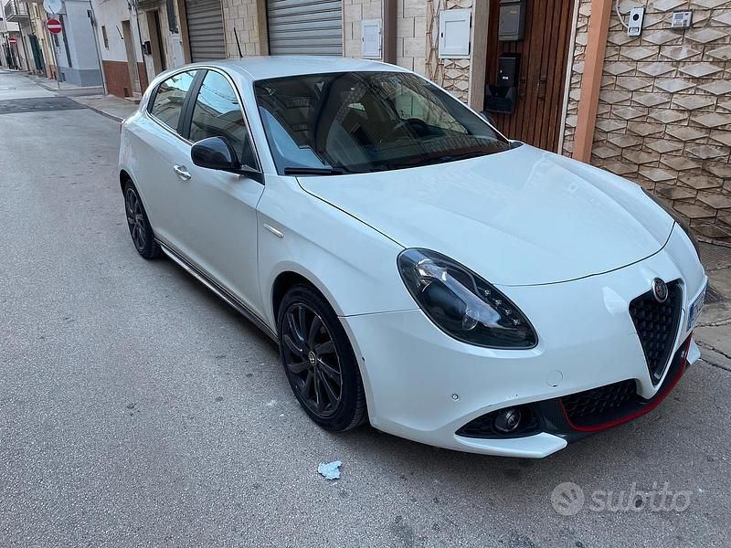 Usata Alfa Romeo Giulietta 105 CV (77 kW) 2015 Berlina