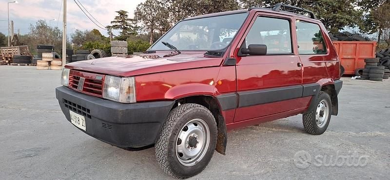 Usata Fiat Panda 4x4 Club 54 CV (39 kW) 1997 Rosso Utilitaria
