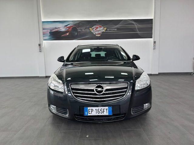 Usata Opel Insignia 160 CV (117 kW) 2012 Grigio scuro Station wagon