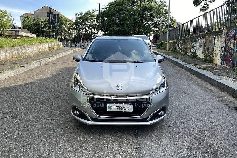 Begagnad Peugeot 208 Active 75 HK (55 kW) 2017 Grå Halvkombi