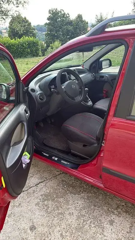 Usata Fiat Panda Dynamic 60 CV (44 kW) 2009 Rosso Utilitaria