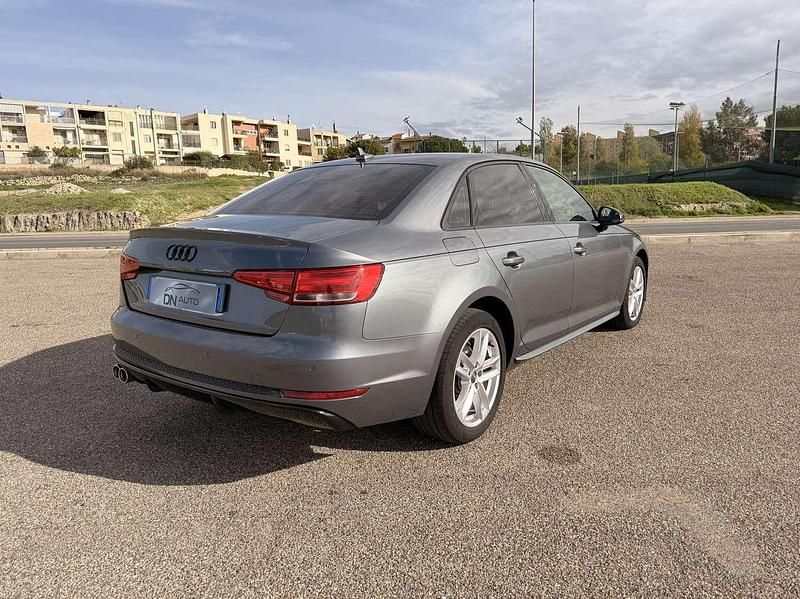 Usata Audi A4 Business 150 CV (110 kW) 2016 Grigio Berlina