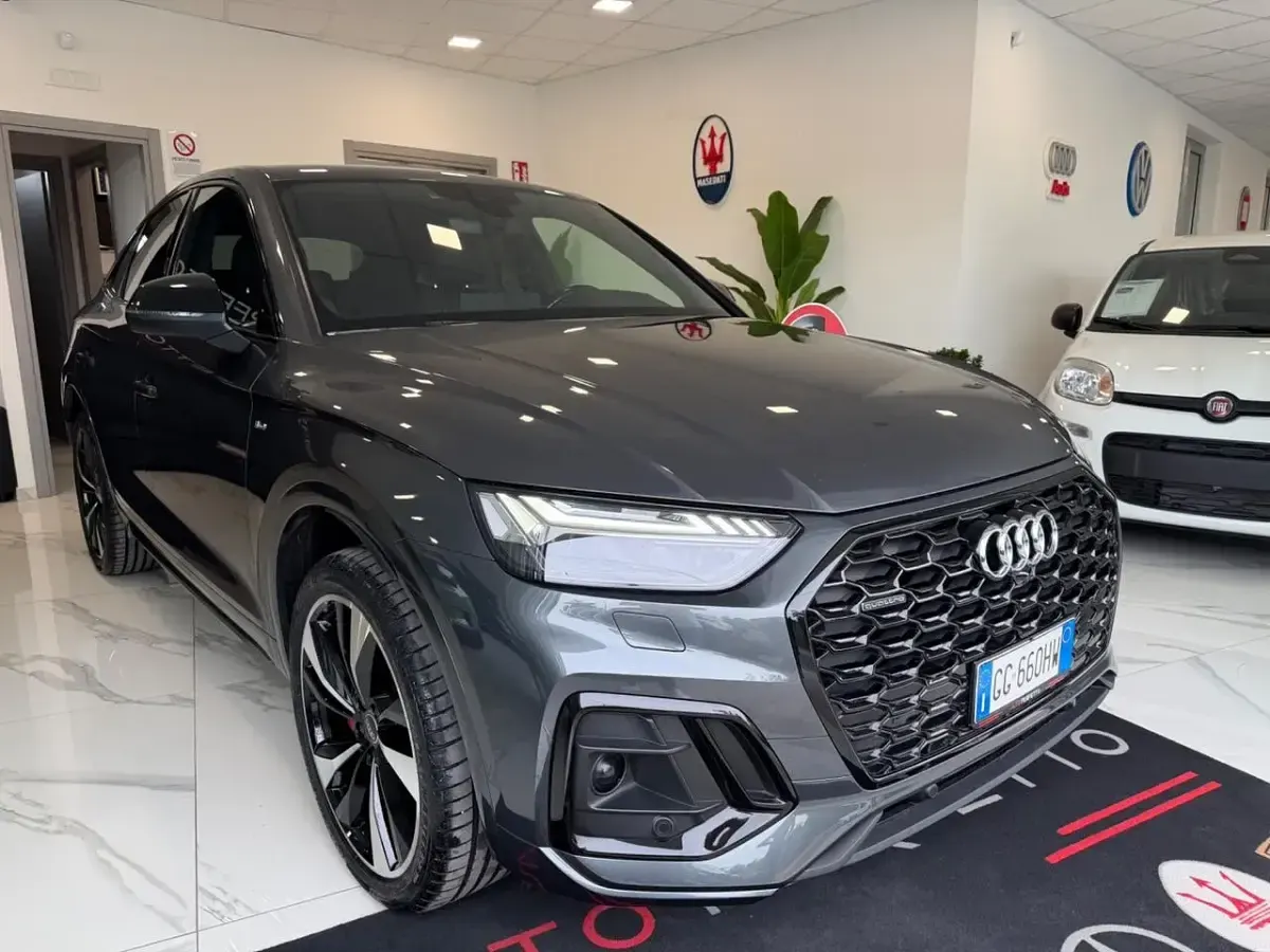Usata Audi Q5 S-line plus 203 CV (149 kW) 2021 Grigio SUV