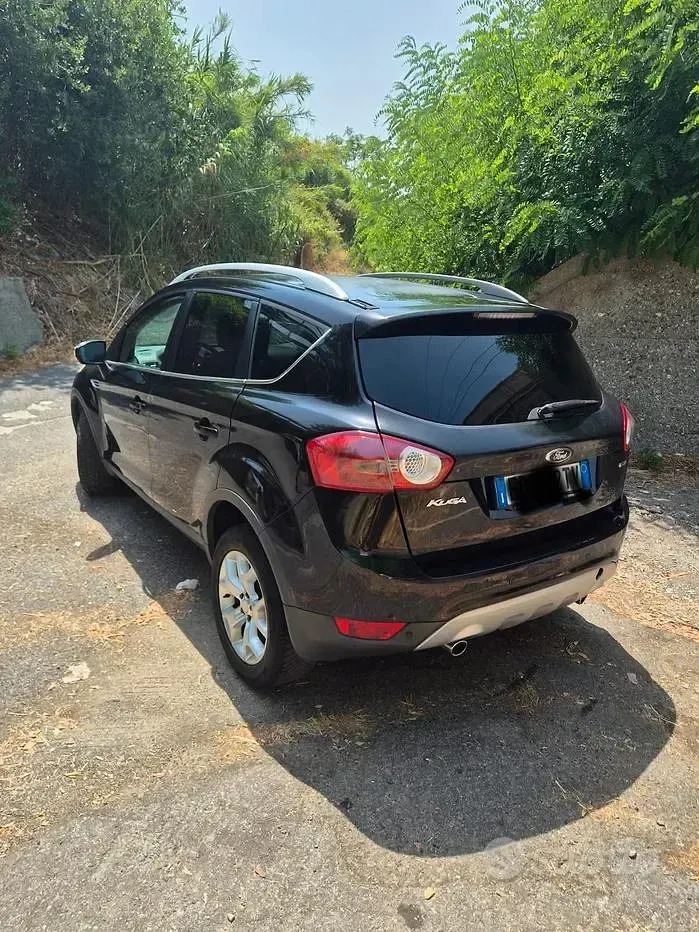 Usata Ford Kuga Titanium 140 CV (102 kW) 2010 SUV