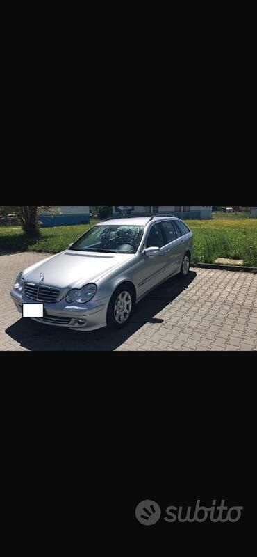 Usata Mercedes C220 150 CV (110 kW) 2006 Grigio Station wagon