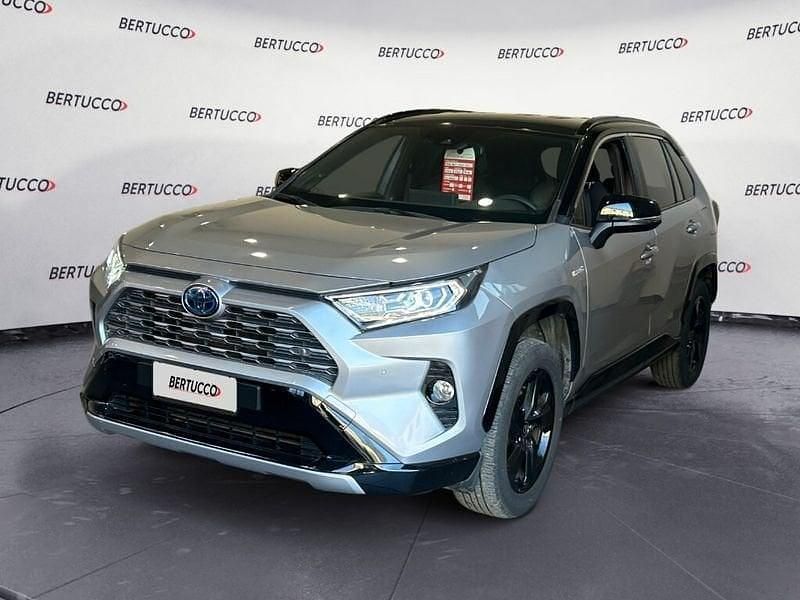 Usata Toyota RAV4 Hybrid Style 217 CV (159 kW) 2021 Argento SUV