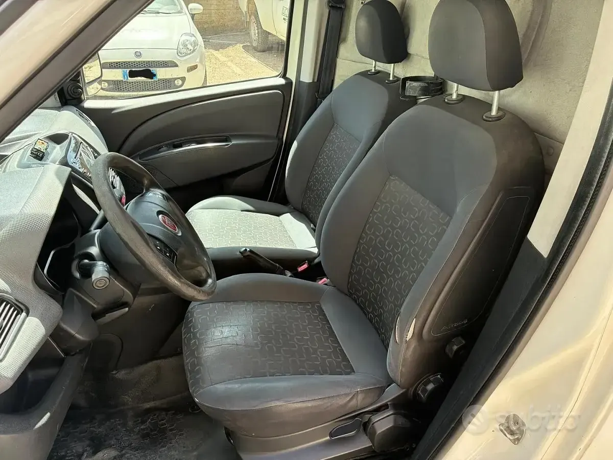 Usata Fiat Doblò 105 CV (77 kW) 2014 Bianco Monovolume