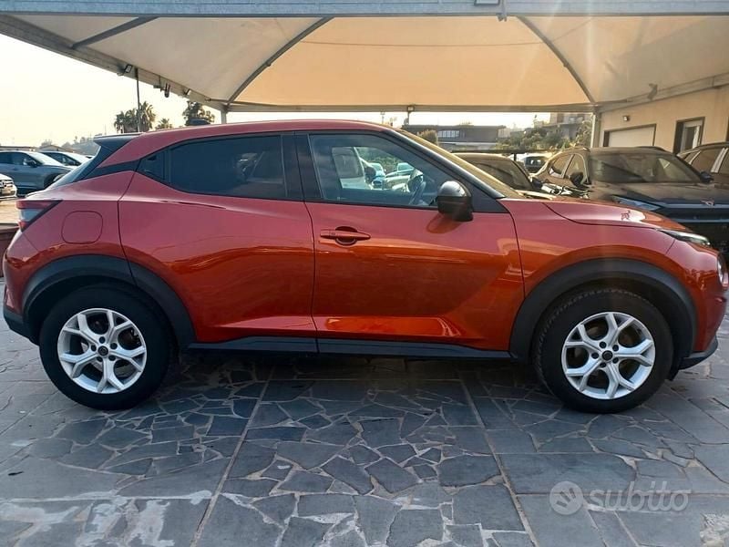 Usata Nissan Juke N-Connecta 117 CV (86 kW) 2020 Rosso SUV