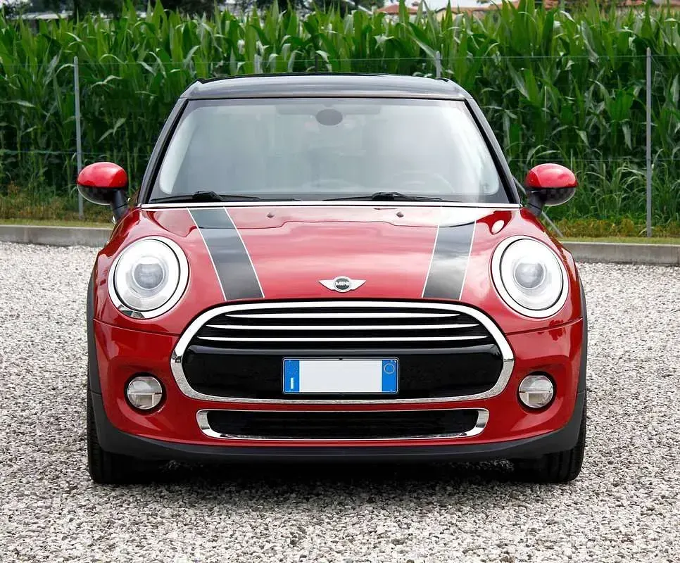 Usata Mini Cooper D 116 CV (85 kW) 2015 Rosso Utilitaria