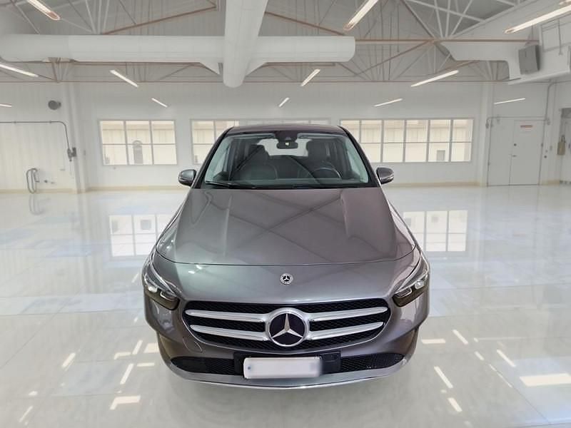 Usata Mercedes B250e 160 CV (117 kW) 2021 Grigio Monovolume