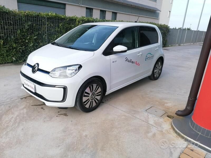 Bianco Usata 2020 VW e-up! Due volumi | 13.900 € (Cara) - Immagine 1/4