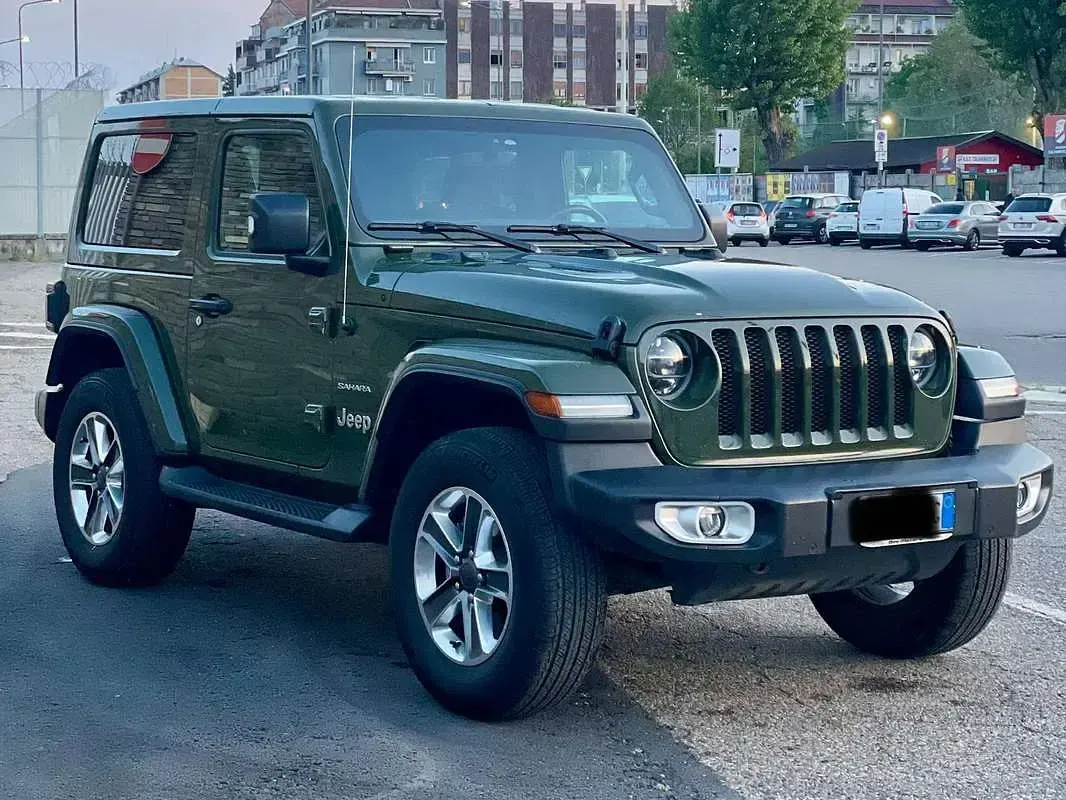 Usata Jeep Wrangler Sahara 272 CV (200 kW) 2021 Verde SUV