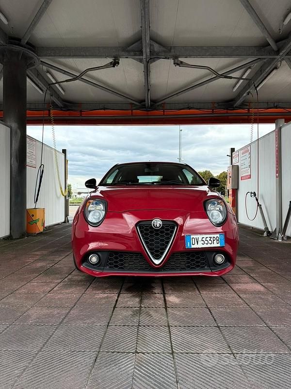 Usata Alfa Romeo MiTo 120 CV (88 kW) 2009 Rosso Utilitaria