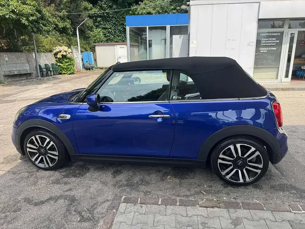Usata Mini Cooper S Cabriolet 178 CV (130 kW) 2021 Blu/azzurro Cabrio
