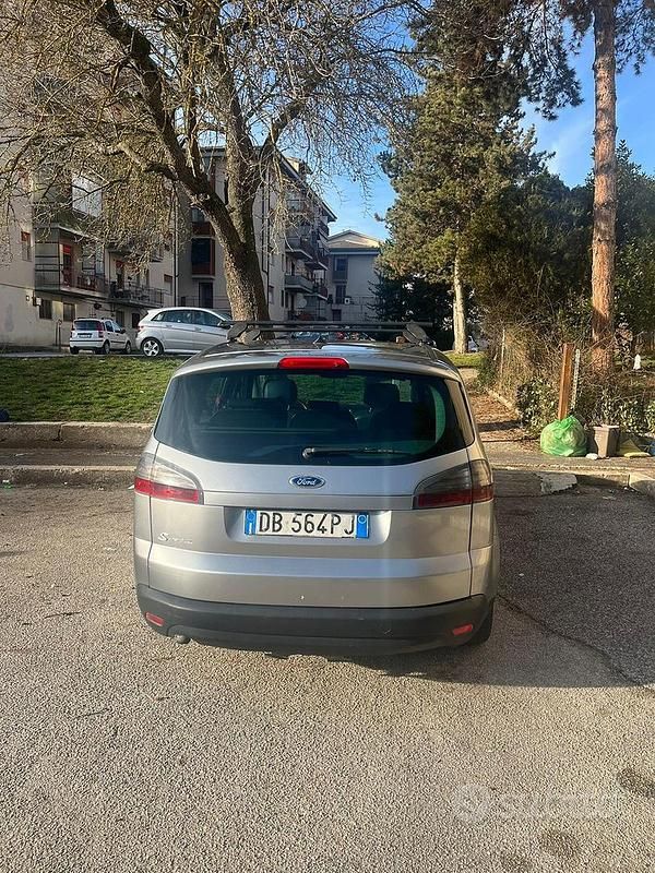 Usata Ford S-MAX S 140 CV (102 kW) 2006 Grigio Monovolume