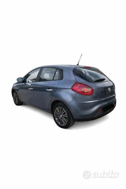 Usata Fiat Bravo 105 CV (77 kW) 2009 Utilitaria