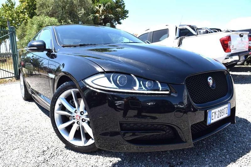 Nero(met.) Usata 2015 Jaguar XF R-Sport Tre volumi | 21.900 € - Immagine 1/4