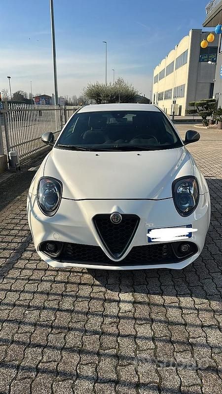 Bianco Usata 2016 Alfa Romeo MiTo Due volumi | 7000 € (Buon prezzo) - Immagine 1/4