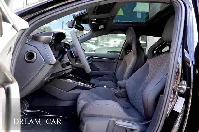 Nuova Audi RS3 Ambiente 400 CV (294 kW) 2026 Nero metallizzato Berlina