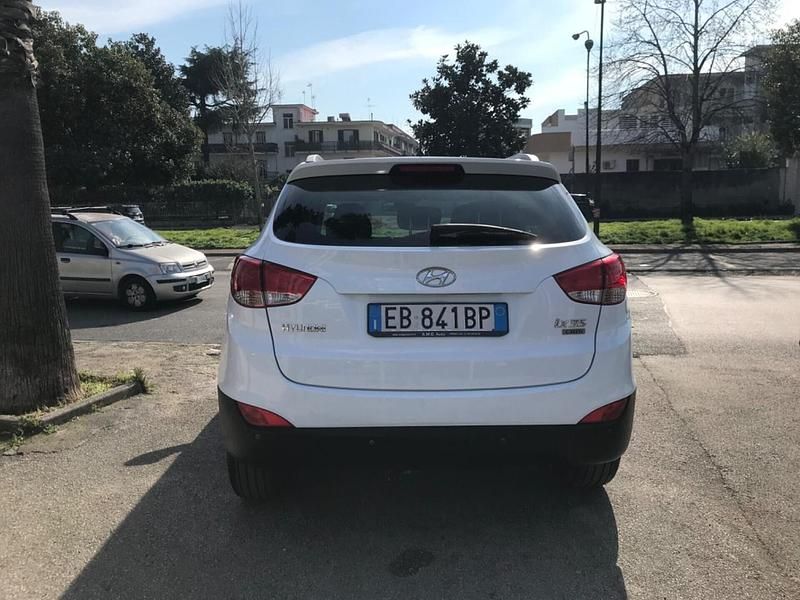 Usata Hyundai ix35 Classic 136 CV (100 kW) 2010 Bianco SUV
