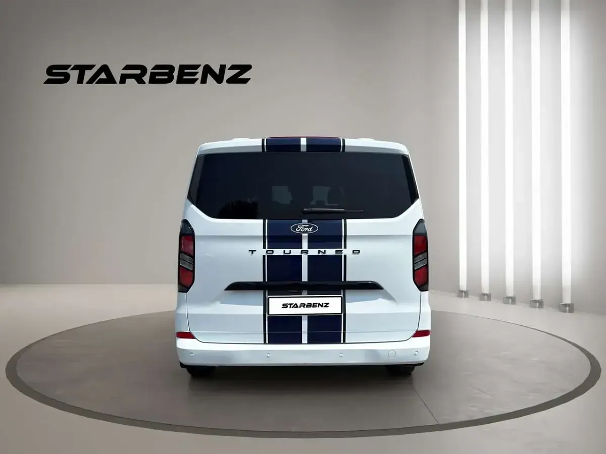 Usata Ford Tourneo Custom Titanium 170 CV (125 kW) 2025 Bianco Furgone