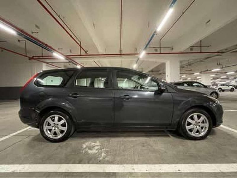 Usata Ford Focus Style 90 CV (66 kW) 2008 Blu Station wagon