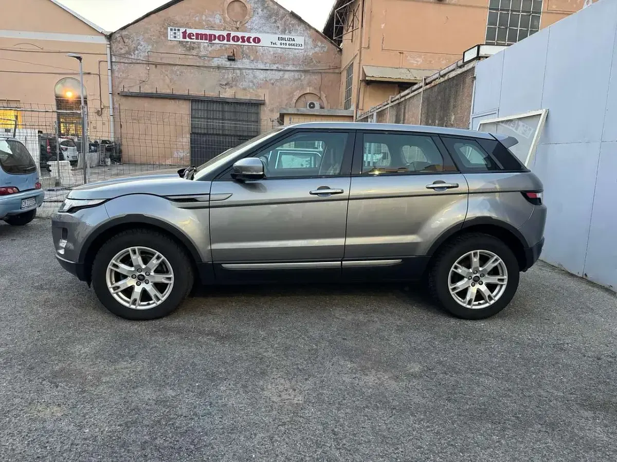 Usata Land Rover Range Rover evoque SE 150 CV (110 kW) 2013 Grigio SUV