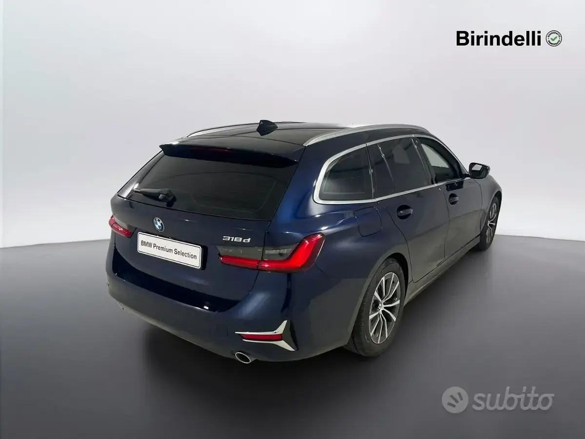 Usata BMW 318 Luxury Line 150 CV (110 kW) 2020 Tanzanite blue metallizzato Station wagon