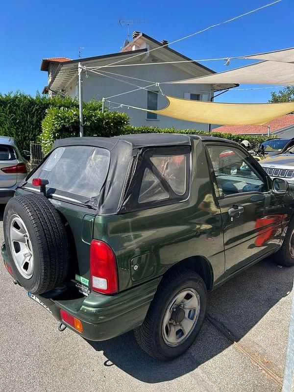 Usata Suzuki Grand Vitara 128 CV (94 kW) 2001 Verde SUV