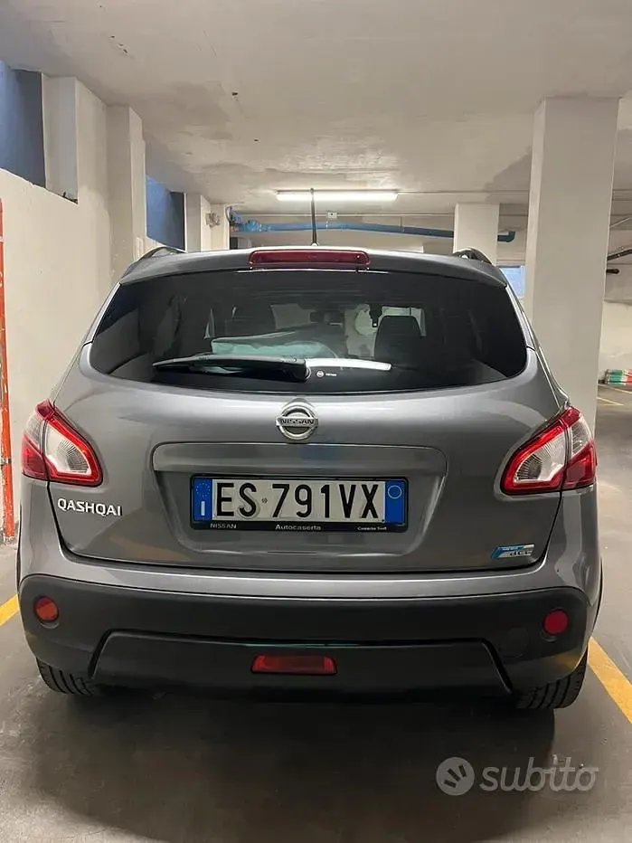 Usata Nissan Qashqai 360º 131 CV (96 kW) 2013 Grigio SUV