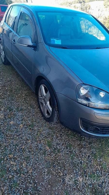 Usata VW Golf V 140 CV (102 kW) 2007 Grigio Berlina
