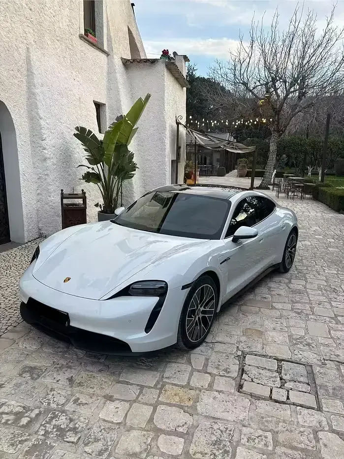 Usata Porsche Taycan Performance Package 350 kW (476 CV) 2021 Berlina