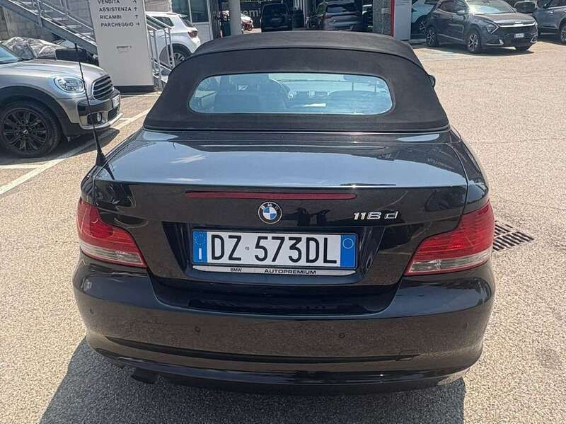 Usata BMW 118 Cabriolet 143 CV (105 kW) 2009 Nero Cabrio
