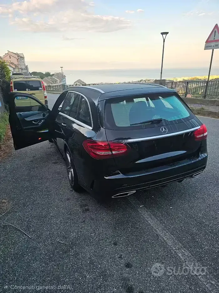 Usata Mercedes C200 Premium 136 CV (100 kW) 2017 Nero Station wagon