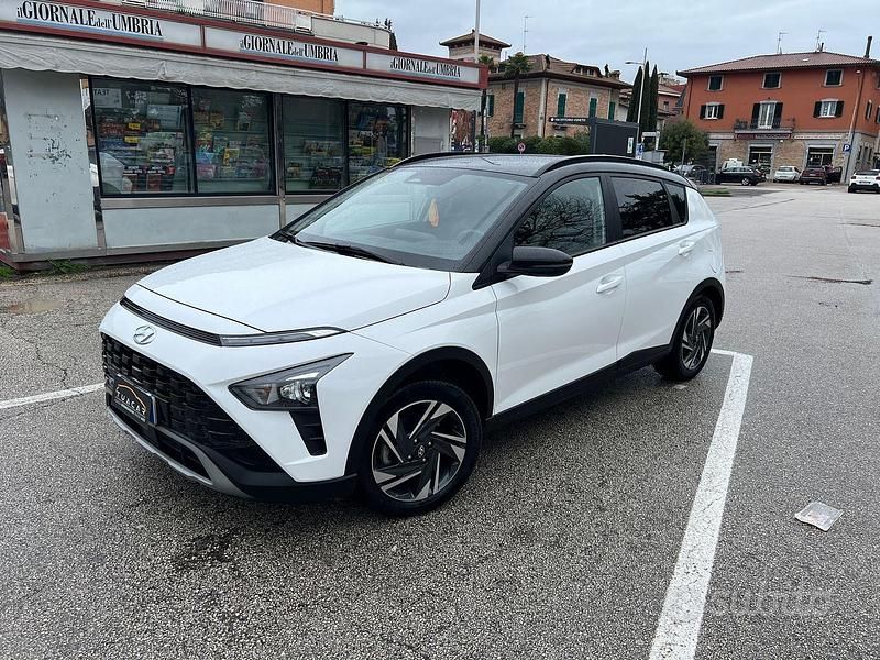 Usata Hyundai Bayon 84 CV (61 kW) 2023 Bianco SUV