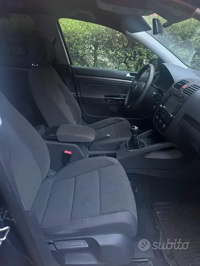 Usata VW Golf IV 102 CV (75 kW) 2006 Bluazzurro Berlina
