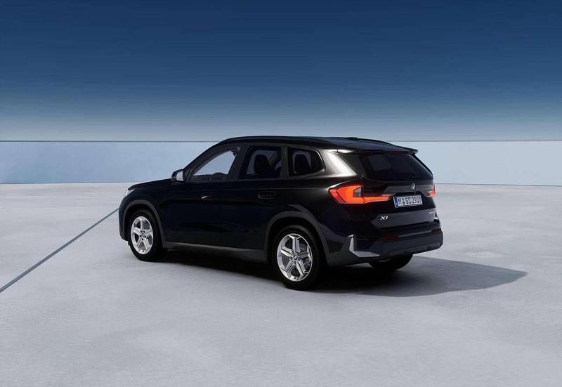 Ny BMW X1 Comfort Edition 136 HK (100 kW) 2026 Sort SUV