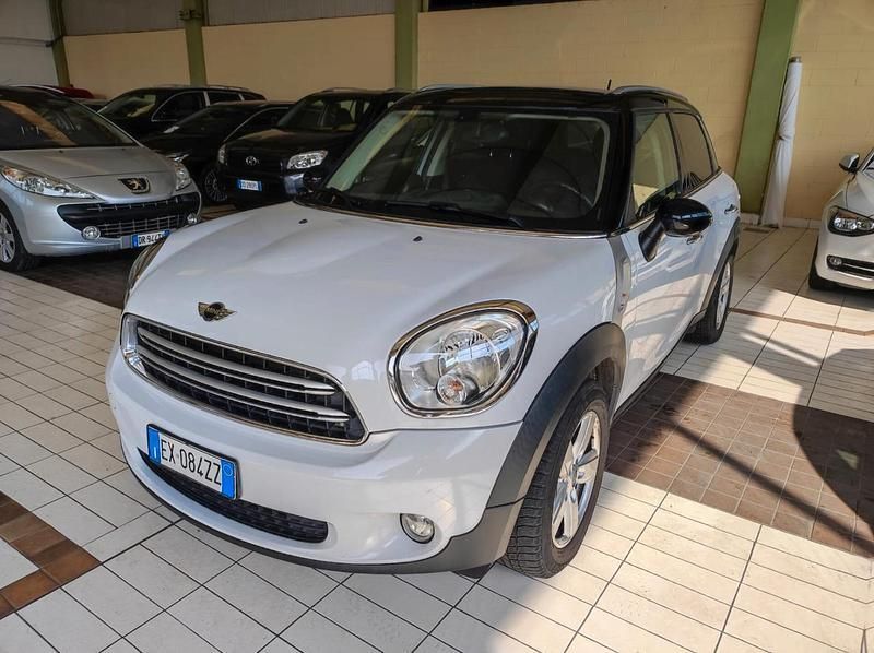 Usata Mini Cooper D Countryman Business 111 CV (81 kW) 2014 Bianco SUV