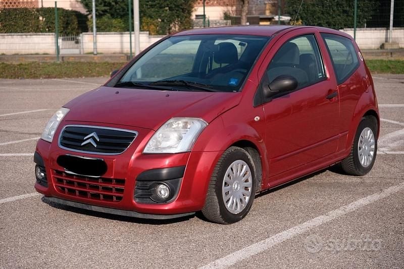 Usata Citroën C2 60 CV (44 kW) 2008 Rosso Utilitaria