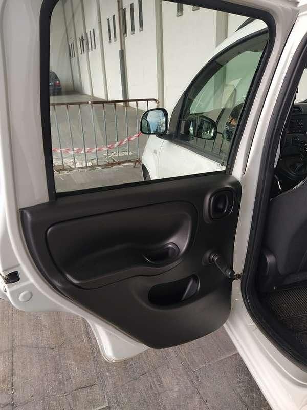 Usata Fiat Panda Young 80 CV (58 kW) 2016 Bianco Utilitaria