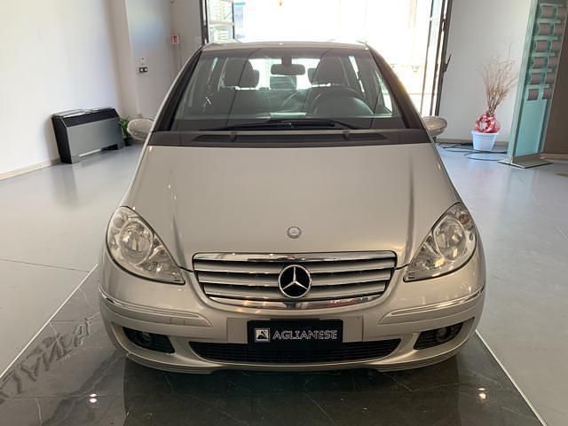 Käytetty Mercedes A150 Elegance 95 HP (69 kW) 2007 Hopea Sedan