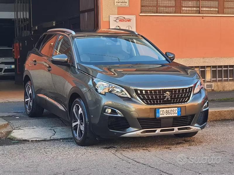 Usata Peugeot 3008 Allure 131 CV (96 kW) 2021 Nero SUV