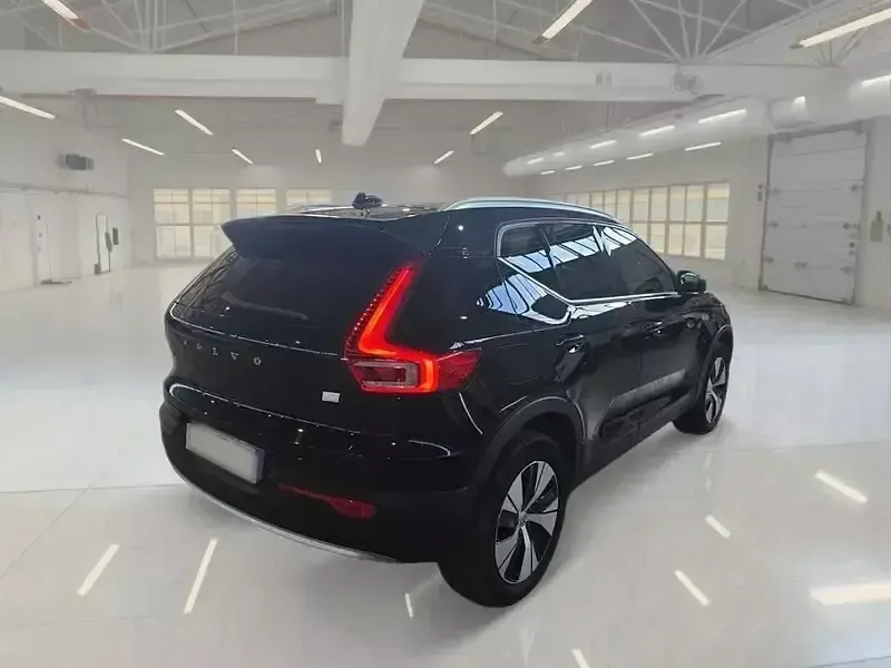 Usata Volvo XC40 129 CV (94 kW) 2023 SUV
