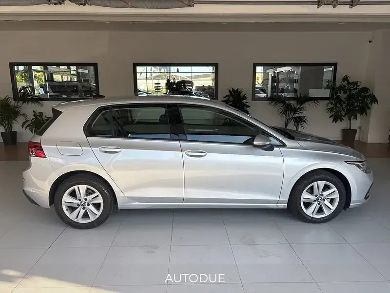 Usata VW Golf VIII Life 116 CV (85 kW) 2024 Nero Berlina