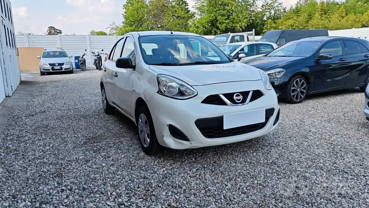 Usata Nissan Micra Comfort 80 CV (58 kW) 2017 Bianco Utilitaria